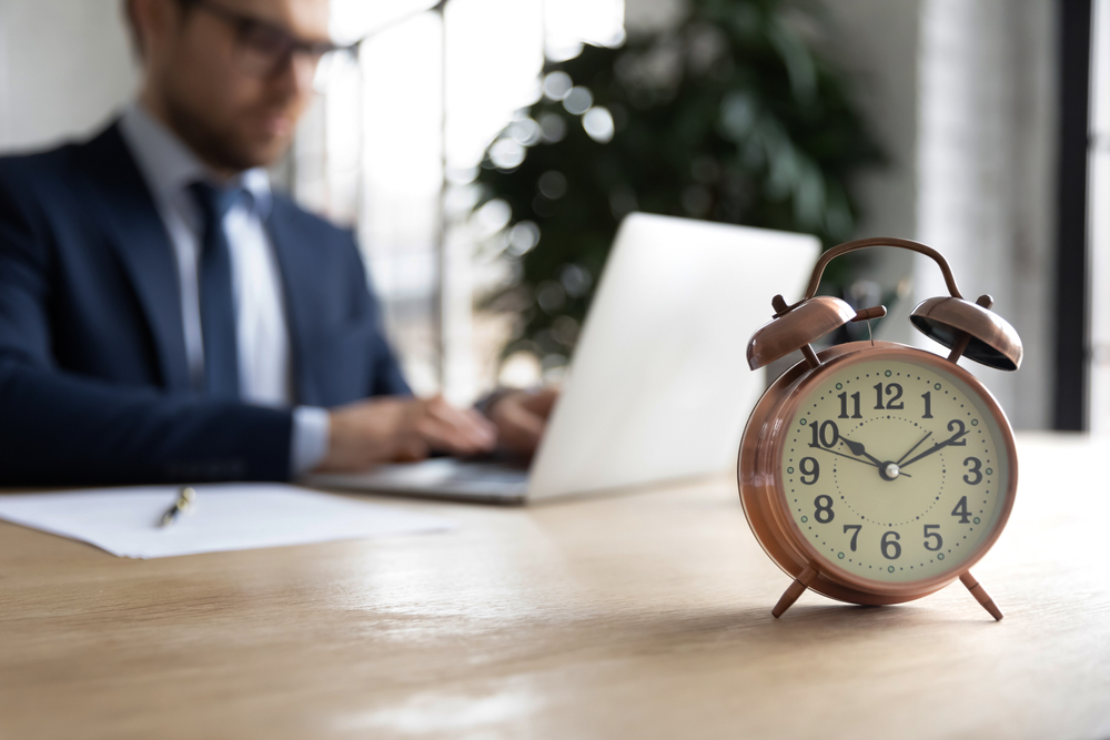 Guide to Overtime Eligibility: Hours, Pay, and Covered Employees